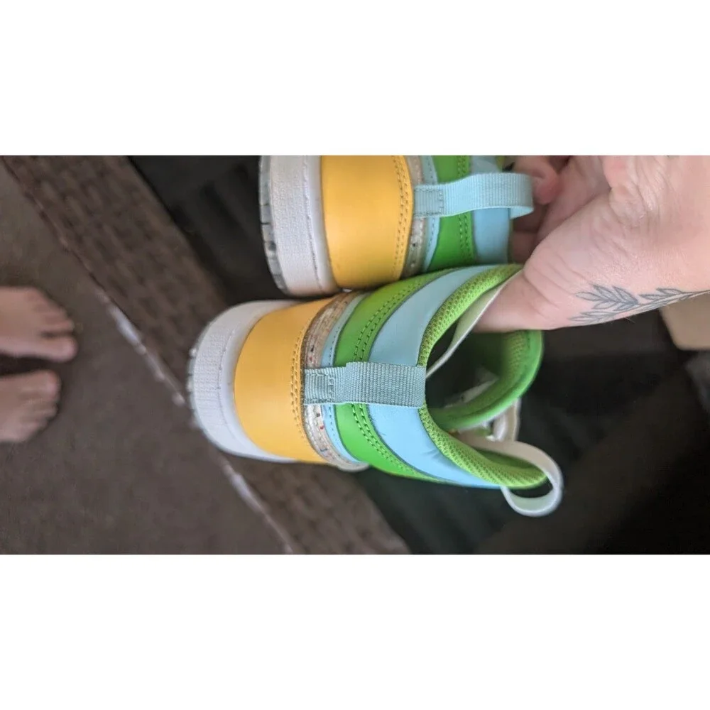 Nike Air Jordan 1 Mid SE 'Recycled Grind' sneakers
